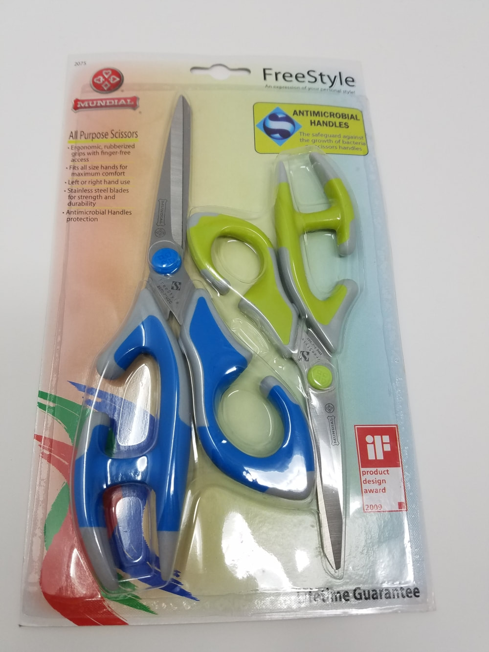 Mundial FreeStyle Scissors 5 1/2 in Antimicrobial Ergonomic Handles Blue 